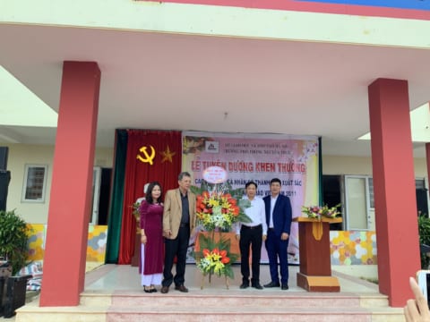 Lễ kỉ niệm ngày nhà giáo VN và tuyên dương khen thưởng các tập thể cá nhân có thành tích xuất sắc