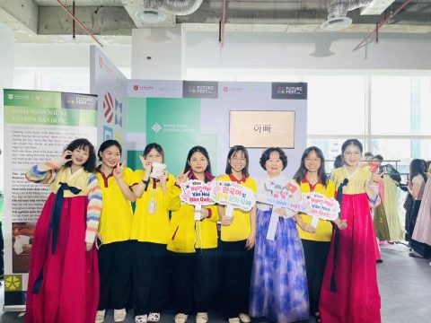 NGÀY HỘI HƯỚNG NGHIỆP TẠI TRƯỜNG ĐẠI HỌC PHƯƠNG ĐÔNG